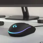 MOUSE GAMING DE CABLE LOGITECH LYGHTSYNC DE 8000DPI NEGRO G203